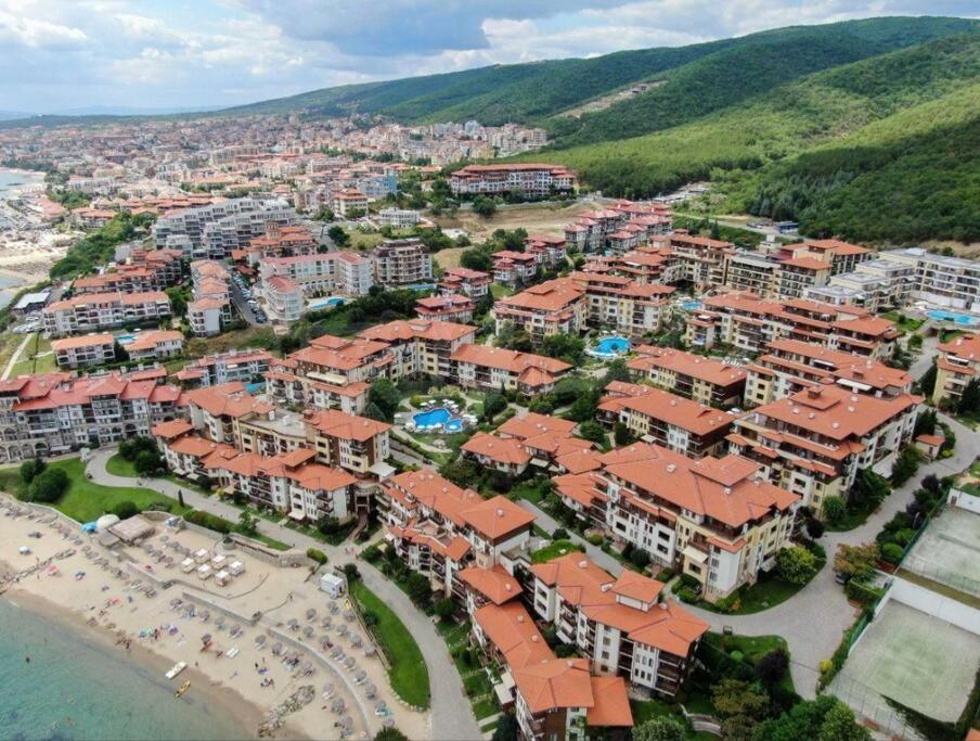 Апартамент Ния, Райска Градина / Garden Of Eden Sveti Vlas Eksteriør bilde