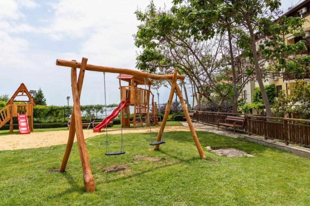 Апартамент Ния, Райска Градина / Garden Of Eden Sveti Vlas Eksteriør bilde