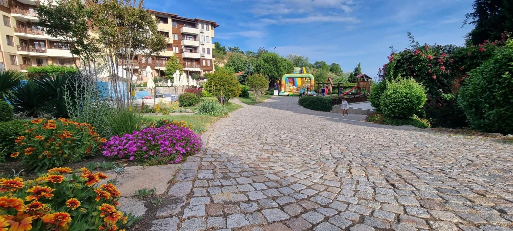 Апартамент Ния, Райска Градина / Garden Of Eden Sveti Vlas Eksteriør bilde